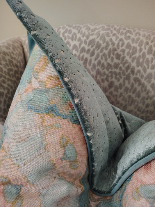 "Martha" Luxury Down feather Pillow